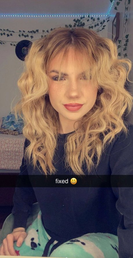 Bailey Rose high quality star pictures