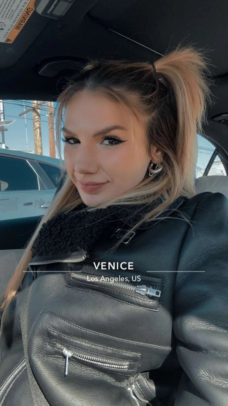 Bailey Rose model nudes gallery