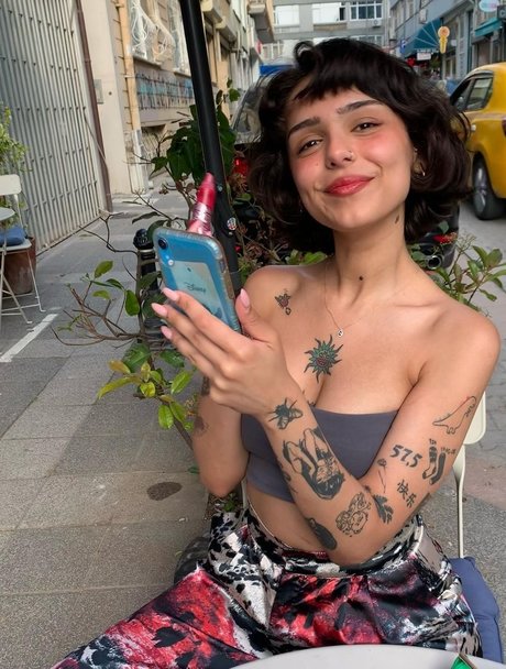 Ciciguener hot model img