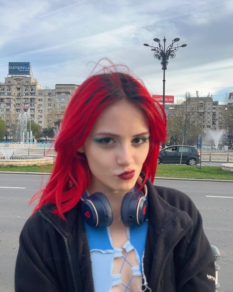 Doga Lamper_ free actress picture