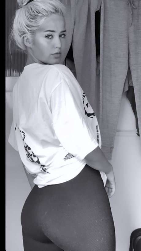 Indy Mende star nudes archive