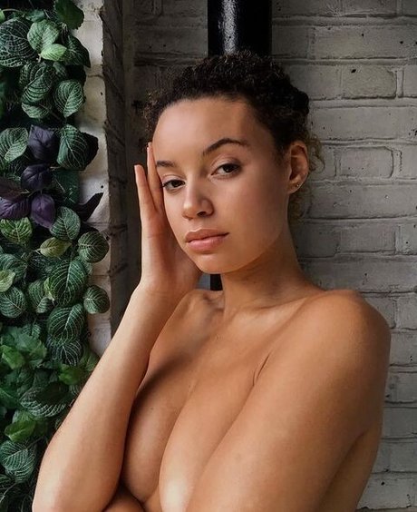 Lara never laura perfect model photos