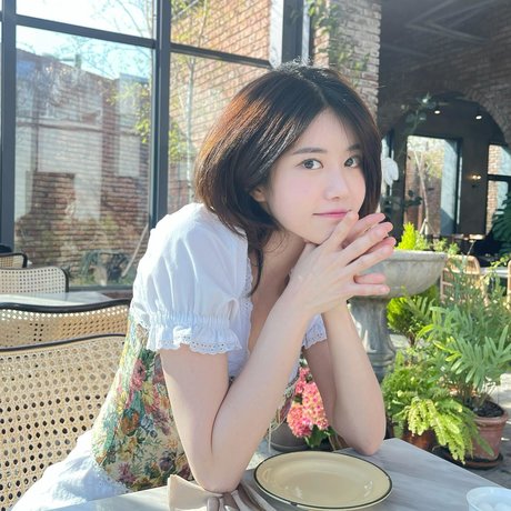 Lee Hayun_ pornstar beautiful pics