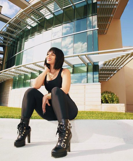 Natalia Pitti model high quality pics