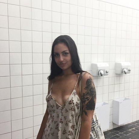 Pinustri hd pornstar photos