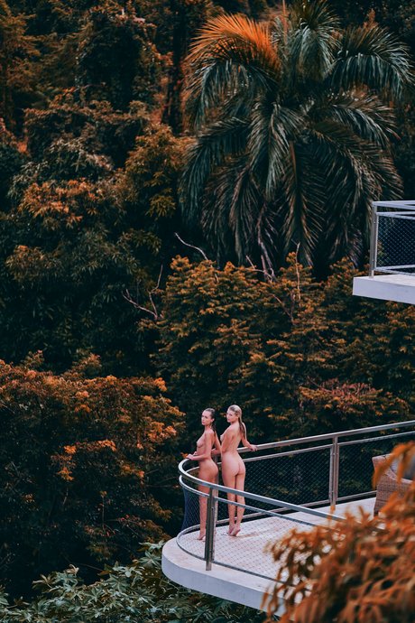 Alexis Bumgarner star nude photo