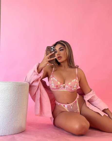 Maria Perez_ erotic actress galleries