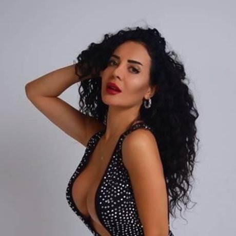 Melek Oezcagan porn star archive