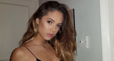 Saoirse Alicia Behzadi_ nice actress gallery