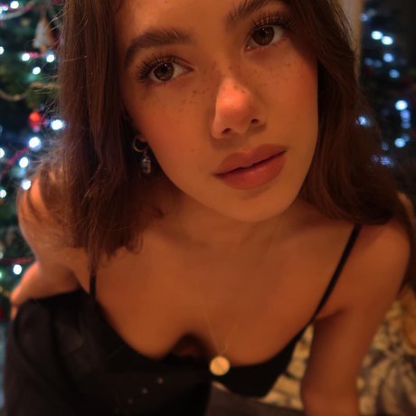 amateur facial onlyfans naked pictures