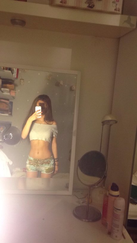 Saoirse Alicia Behzadi_ nice star galleries