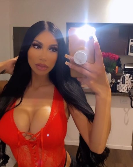 Audreyraelenee pornstar sexy pictures