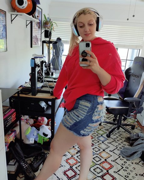 tall milf onlyfans hd pictures