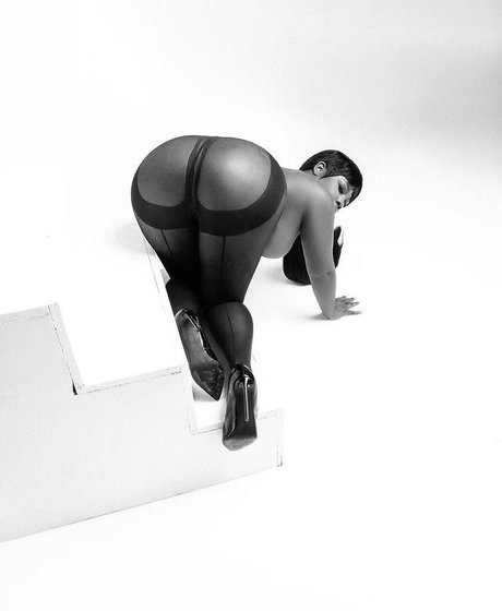 Sukihana_ nude pornstar archive