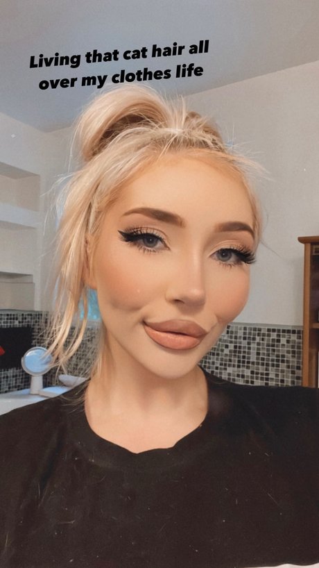 Brooke Michelle pornstar beautiful pictures