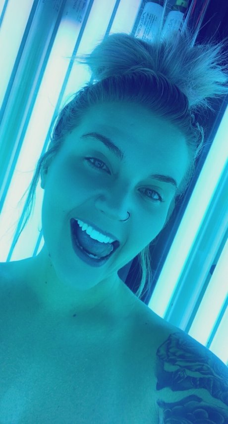 Chloe Yonker star beautiful picture