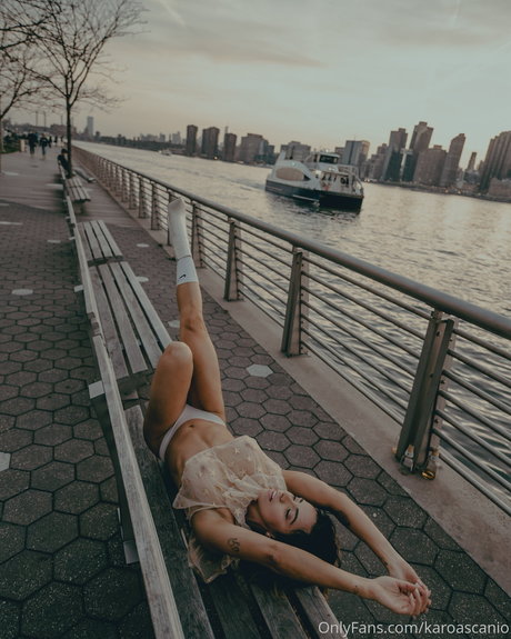 Karolys Ascanio pornstar pic