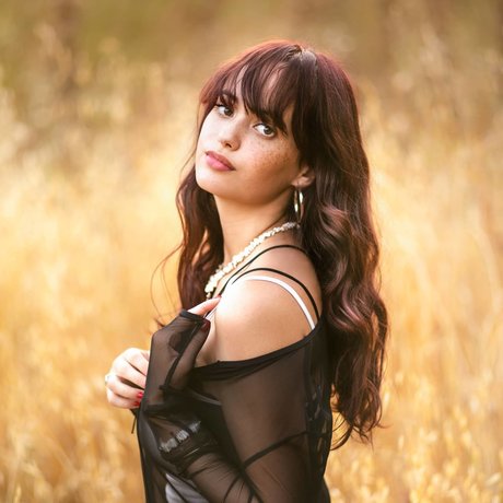 Linoy Tavore star porn galleries