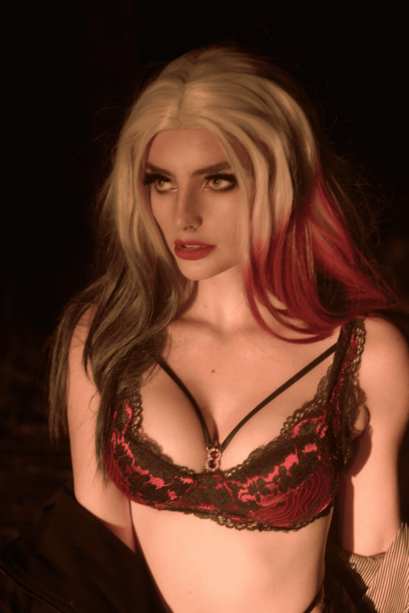 Rotten Queen model erotic picture