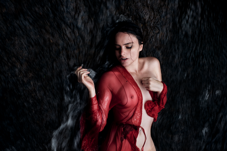 Rotten Queen high quality actress picture