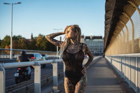 Nikol Kalasova naked star picture