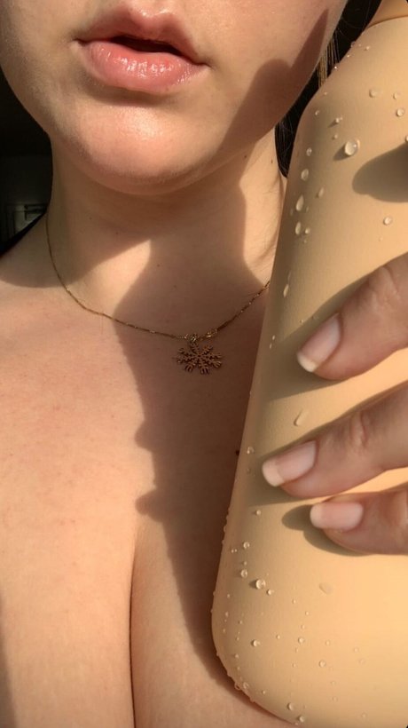 squat riding onlyfans hot sexy picture