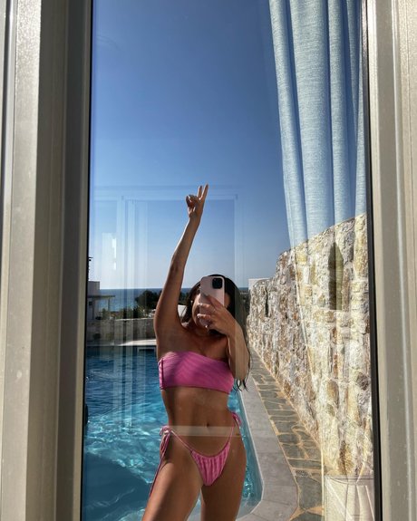 Alina Benun high quality pornstar pic