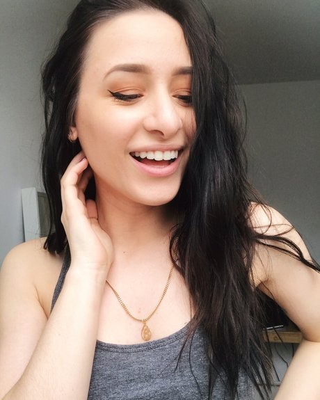 Biancaslife star sexy pics