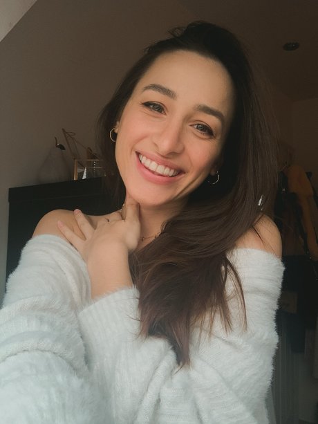 Biancaslife hot star image