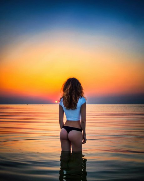 Ave Maria_ model nude photos