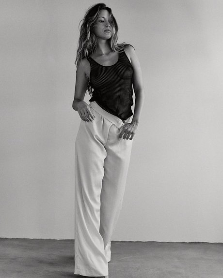 Cassie Amato model naked pics