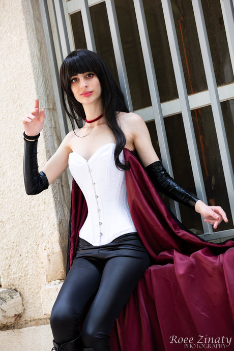 Maya Gold pretty star pics