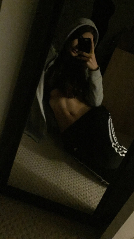 Loser Dyke art model img