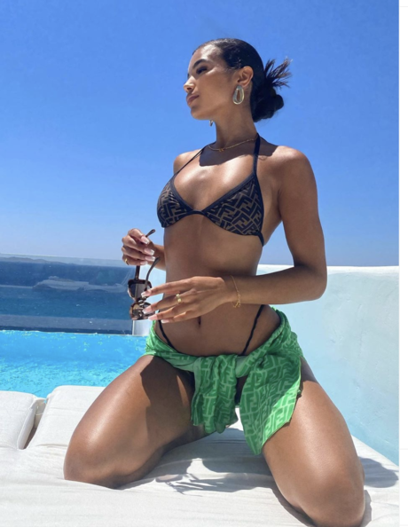 Chloe Scantlebury model nudes pic