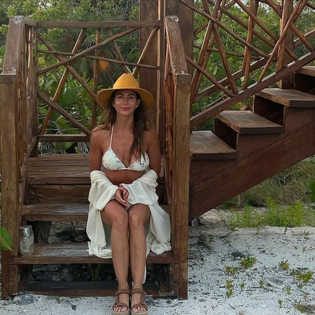 Majo Martino hot pornstar pics