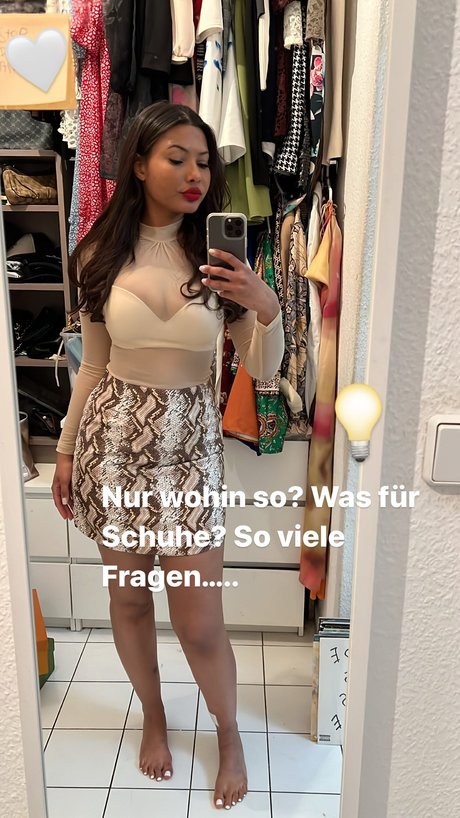 Steph Esther model hot pics