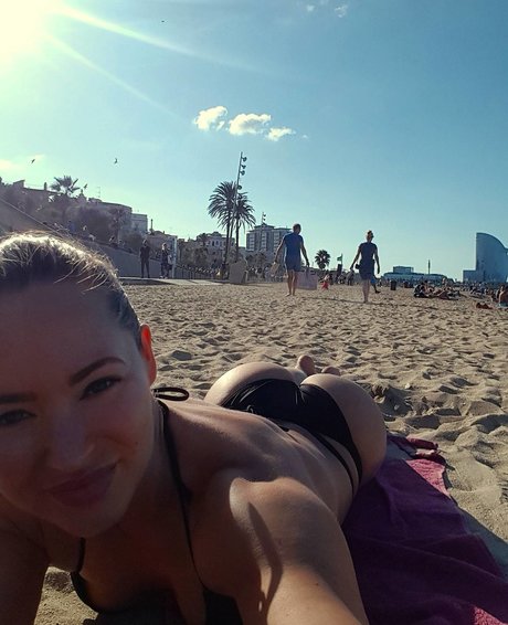 Christina Strom Faere perfect model img