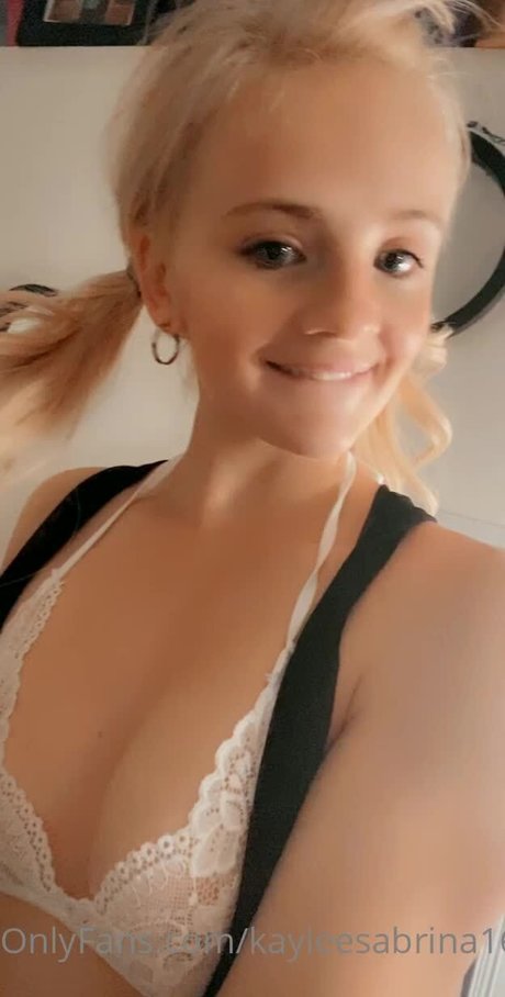 Kaylee Sabrina Ray sex pornstar pic