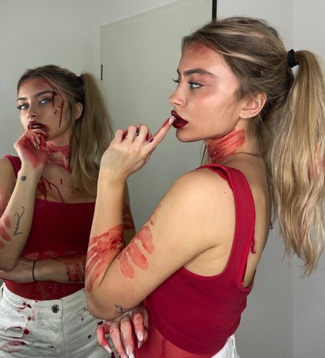 Linabmn model sex image