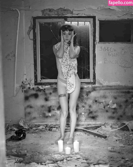 Maya Got pornstar top photo