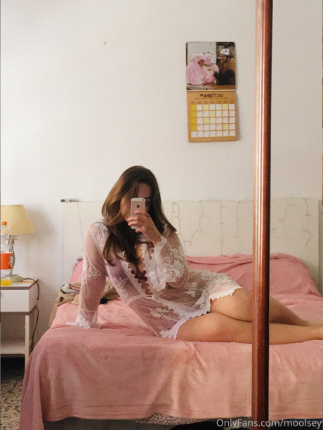 Moolsey nudes actress archive