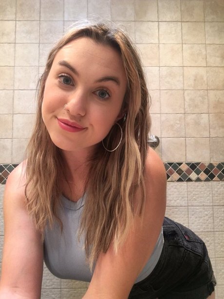 Nicfegan free model photos