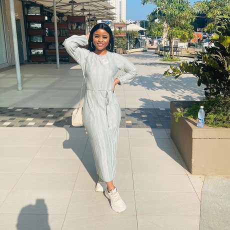 Sharon Gambu hot star image