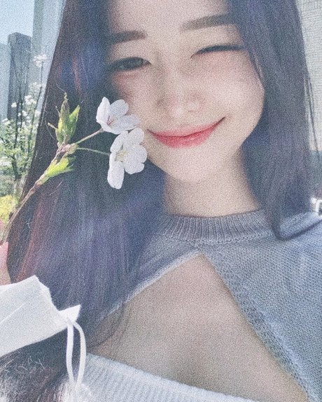 Vin Daily naked pornstar photos