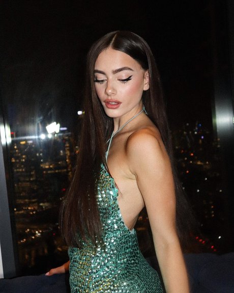 Yael Shelbia model porn pictures