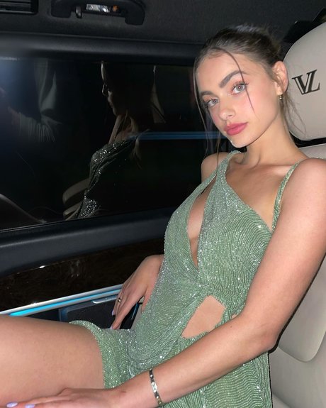 Yael Shelbia sexy pornstar archive