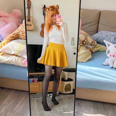 Lilsolle Chickpii nice actress gallery