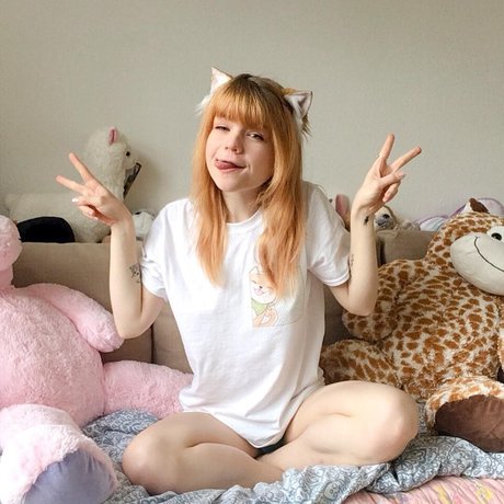 Lilsolle Chickpii model nudes pictures