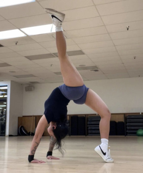 Tabi Lift pornstar free img