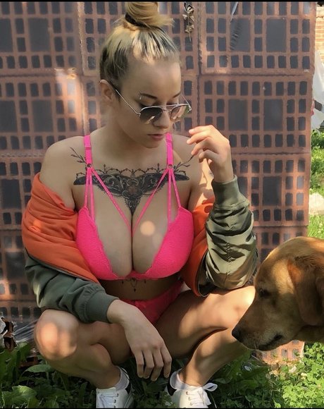 Suzana Zvonar_ beautiful pornstar images